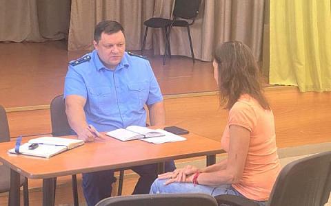 Заместитель прокурора Чемальского района провел личный прием граждан в селе Чепош